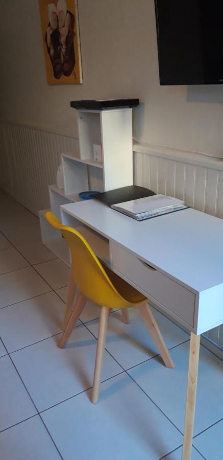 Studio Avec Terrasse Et Jardinet En Centre Ville Bergerac Kültér fotó