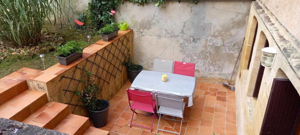 Studio Avec Terrasse Et Jardinet En Centre Ville Bergerac Kültér fotó